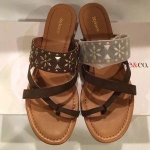 NEW STYLE & CO BEHATIGRN MILITARY GREEN S7M MACY'S